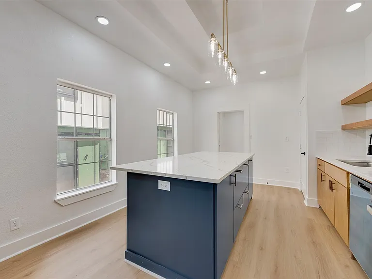506 N Lancaster Ave #506 — Photo 24