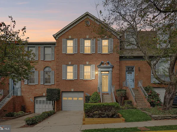 7308 Mallory Cir, Alexandria, VA 22315