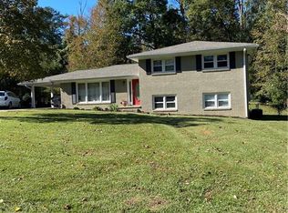 3197 Dogwood Dr, East Pt, GA
