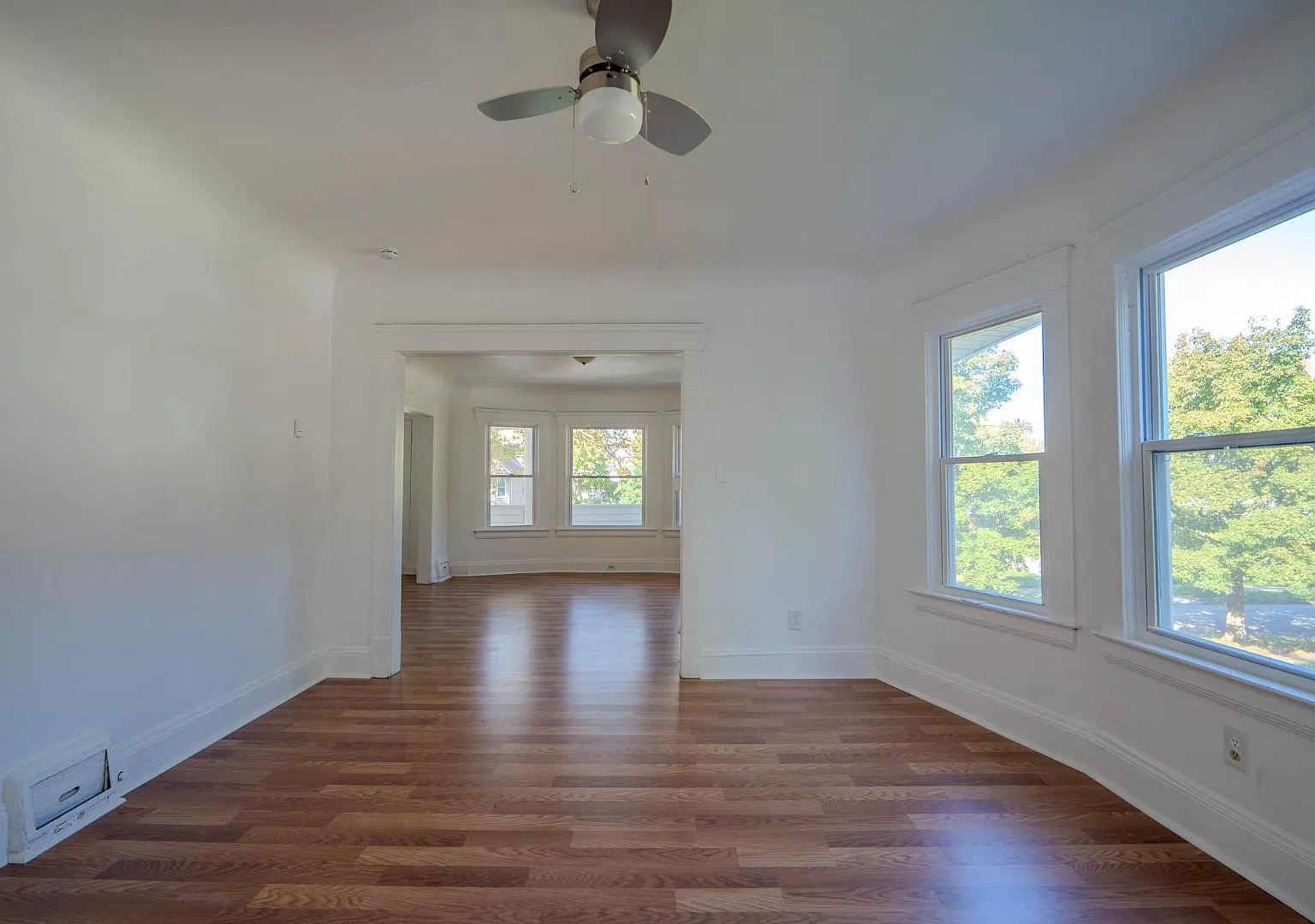 10008 Somerset Ave - Unit 2/3 — Photo 3