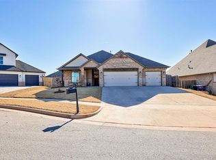 804 NW 190th St, Edmond, OK 73012
