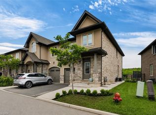 98 Shoreview Pl #27, Hamilton, ON L8E 0J4