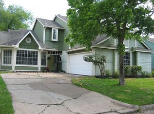 12806 Ashford Knoll Dr, Houston, TX 77082