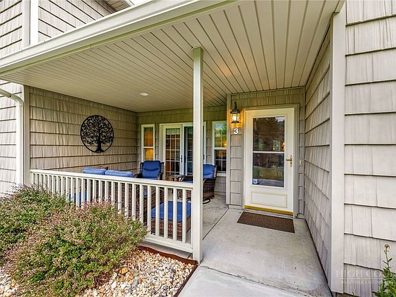 4th image of 1063 Golf Course Road #3