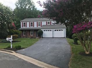 18704 Capella Ln, Gaithersburg, MD 20877