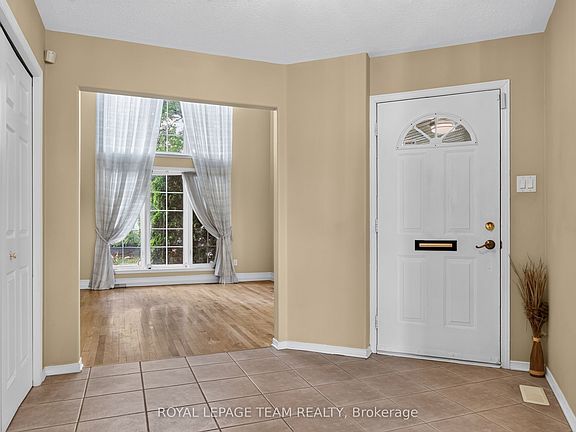 4th image of 1115 Grenon Ave