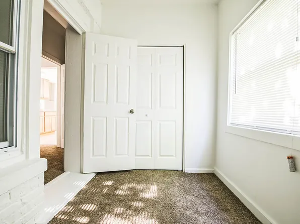 7135 S Blackstone Chicago, IL 60619