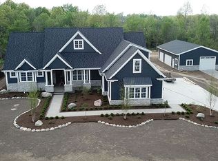 185 Presidio Dr, Ortonville, MI 48462