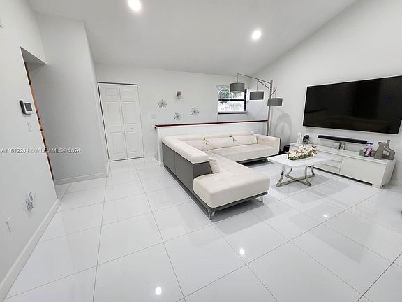 3rd image of 9980 NW 9th Street Cir