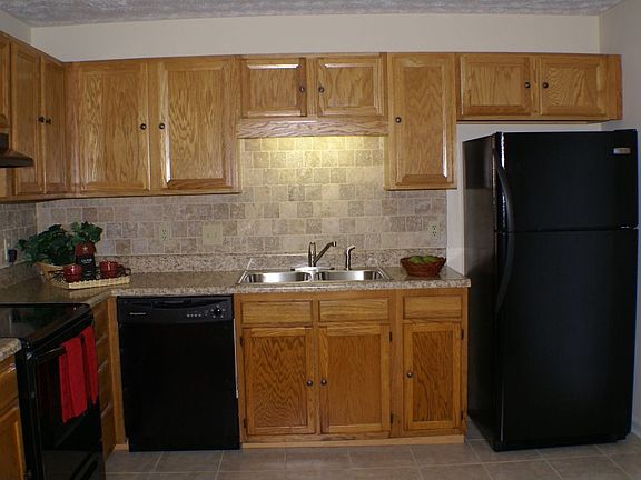 2nd image of 2480 Waterford Park Dr