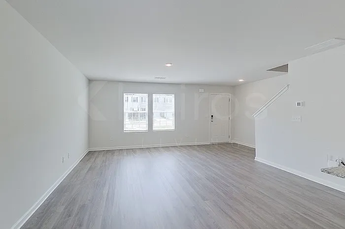 331 Ironwood Ct — Photo 7
