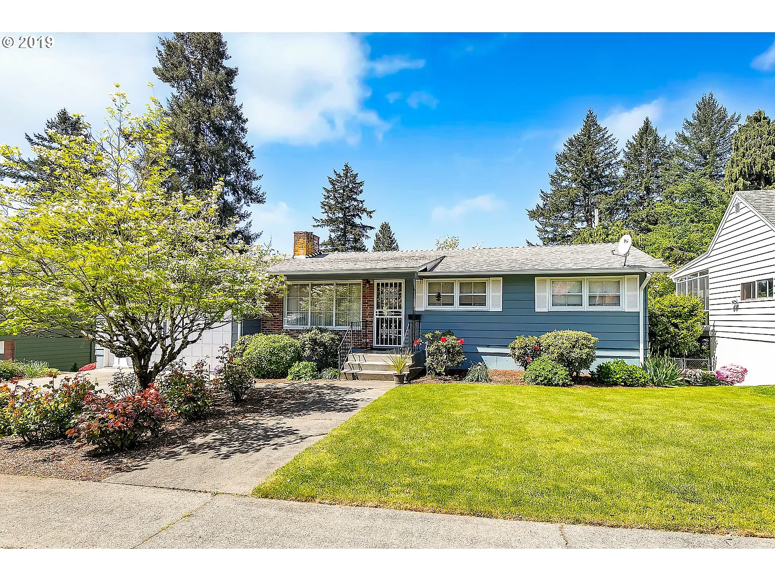 12005 SE 36th Ave photo 1