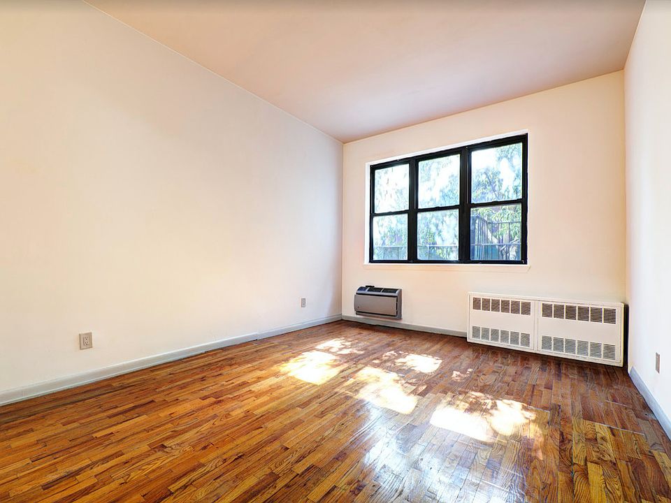 1st image of 225 E 10th St APT 2A