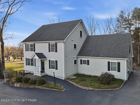 4th image of 457 Hickory Valley Rd