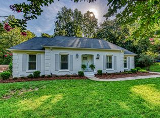 6709 William Harry Ct, Charlotte, NC 28211