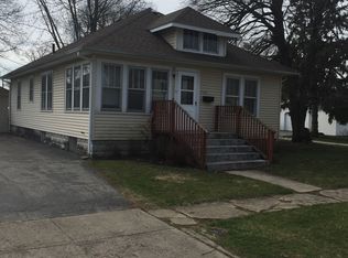 117 E Rutsen St, Rensselaer, IN 47978