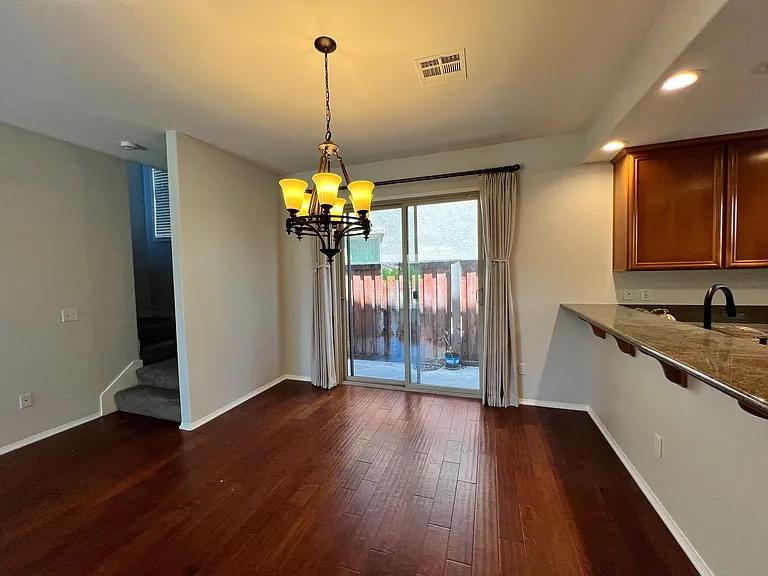 1582 Calle Andres — Photo 4