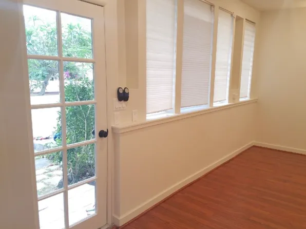 6160 Makaniolu Pl, Honolulu, HI 96821