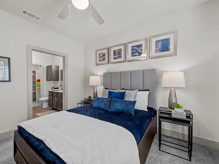 Grand at Cibolo — Photo 27