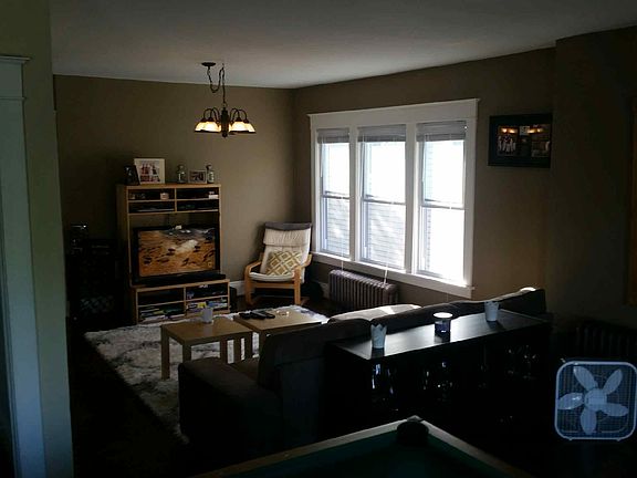 2nd image of 182 Colvin Ave APT 3