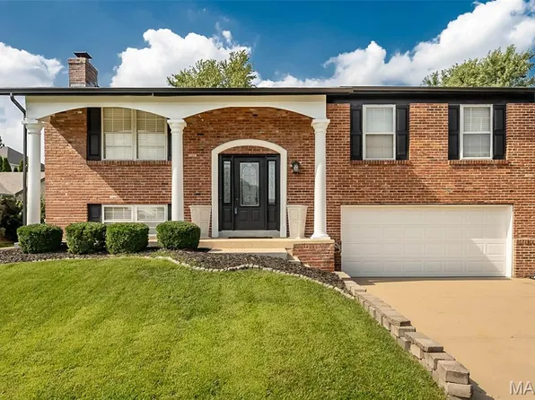 4759 Bramble Berry Dr, Saint Louis, MO 63129