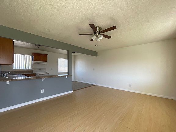 3rd image of 1471 E Eureka St APT 219
