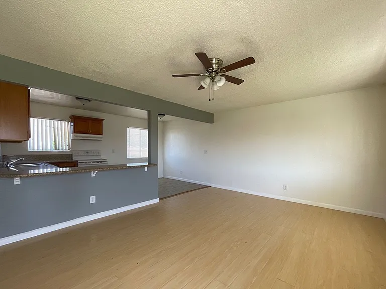 Pueblo Bonito Apartments — Photo 24