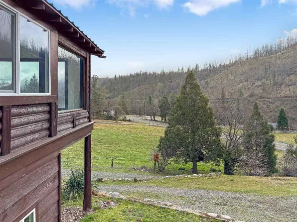 16813 Highway 96, Klamath River, CA 96050