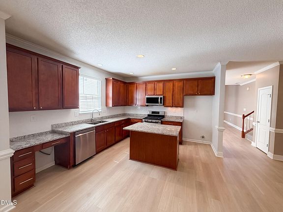 2nd image of 2619 Dutch Grove Cir