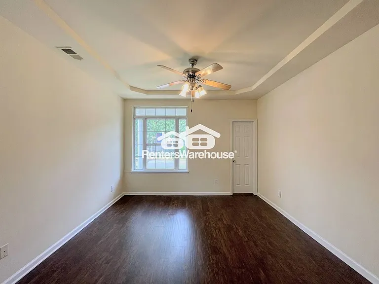 3711 Bay Cres — Photo 13