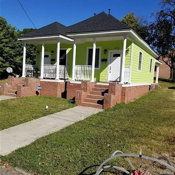 434 Martin St SE — Photo 1