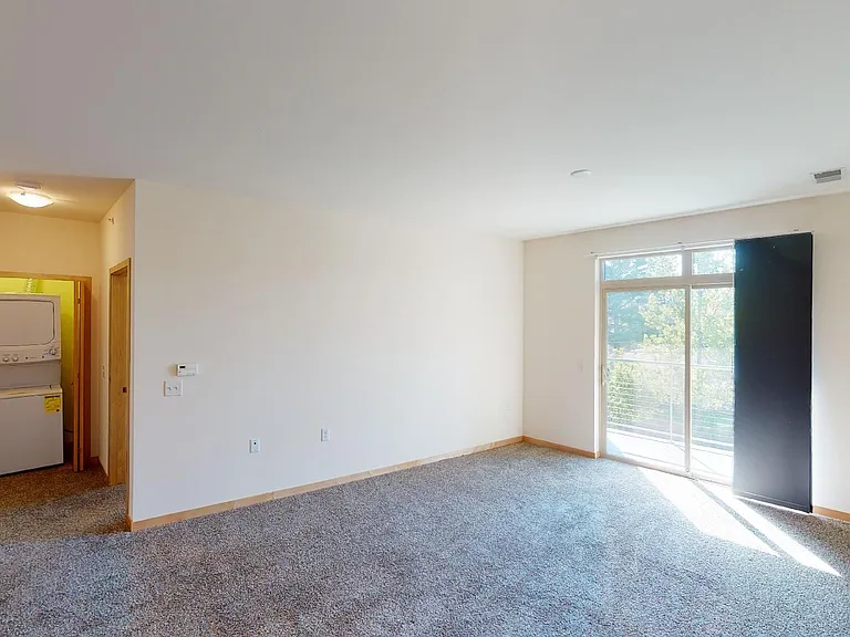 Tyberius Terrace Apartments — Photo 28