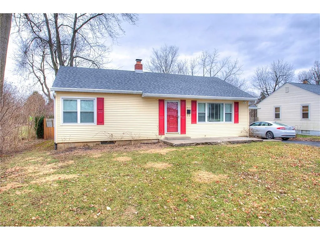 1811 Cunningham Rd photo 1