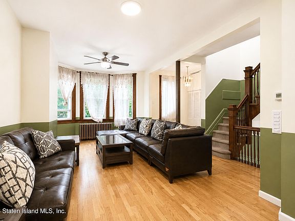 4th image of 201 Van Duzer St