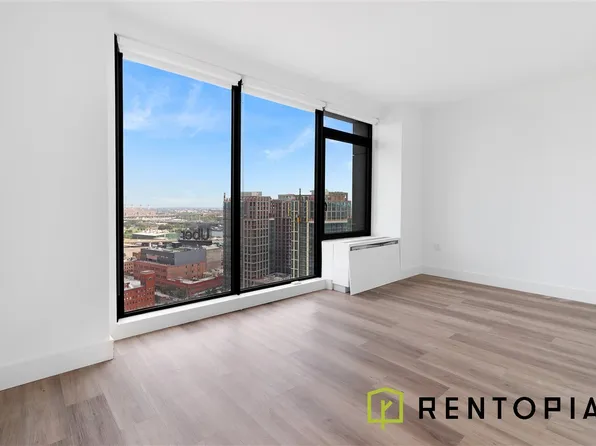 224 East 135th Street image 3 of 14