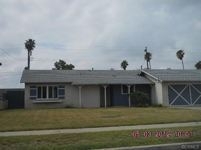 1st image of 657 W Grovewood St