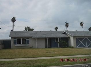 657 W Grovewood St, Bloomington, CA 92316
