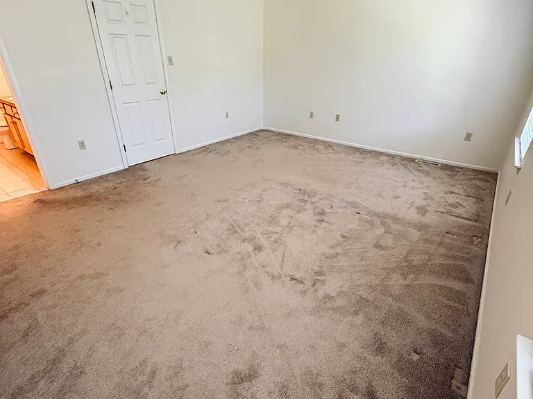 1688 Pinewind Dr — Photo 32