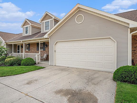 4th image of 1405 Pembroke Cir APT 4