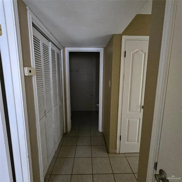 2 bed, 1.0 bath, 720 sqft, $725 — Photo 4