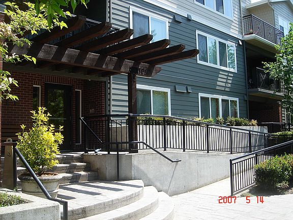 Convenient ramp easy on the legs