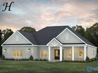 7613 Shaun Leslie Cir, Owens Cross Roads, AL 35763