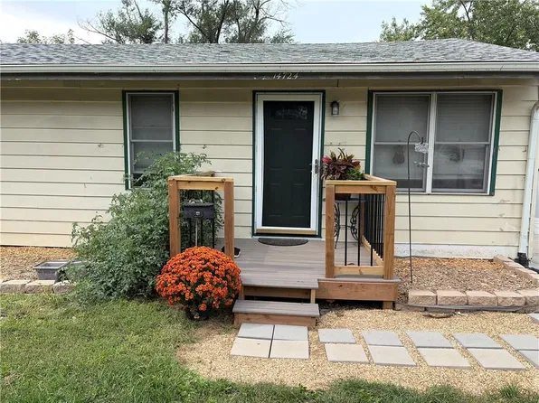 14724 Bellaire Ave, Grandview, MO 64030