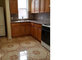 5944 Belden St, Philadelphia, PA 19149