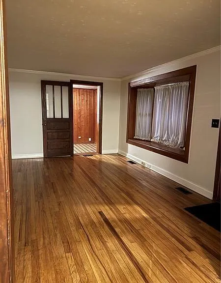 498 Ridge Ave SW — Photo 10