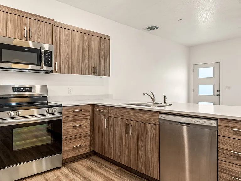 Movado Village — Photo 89