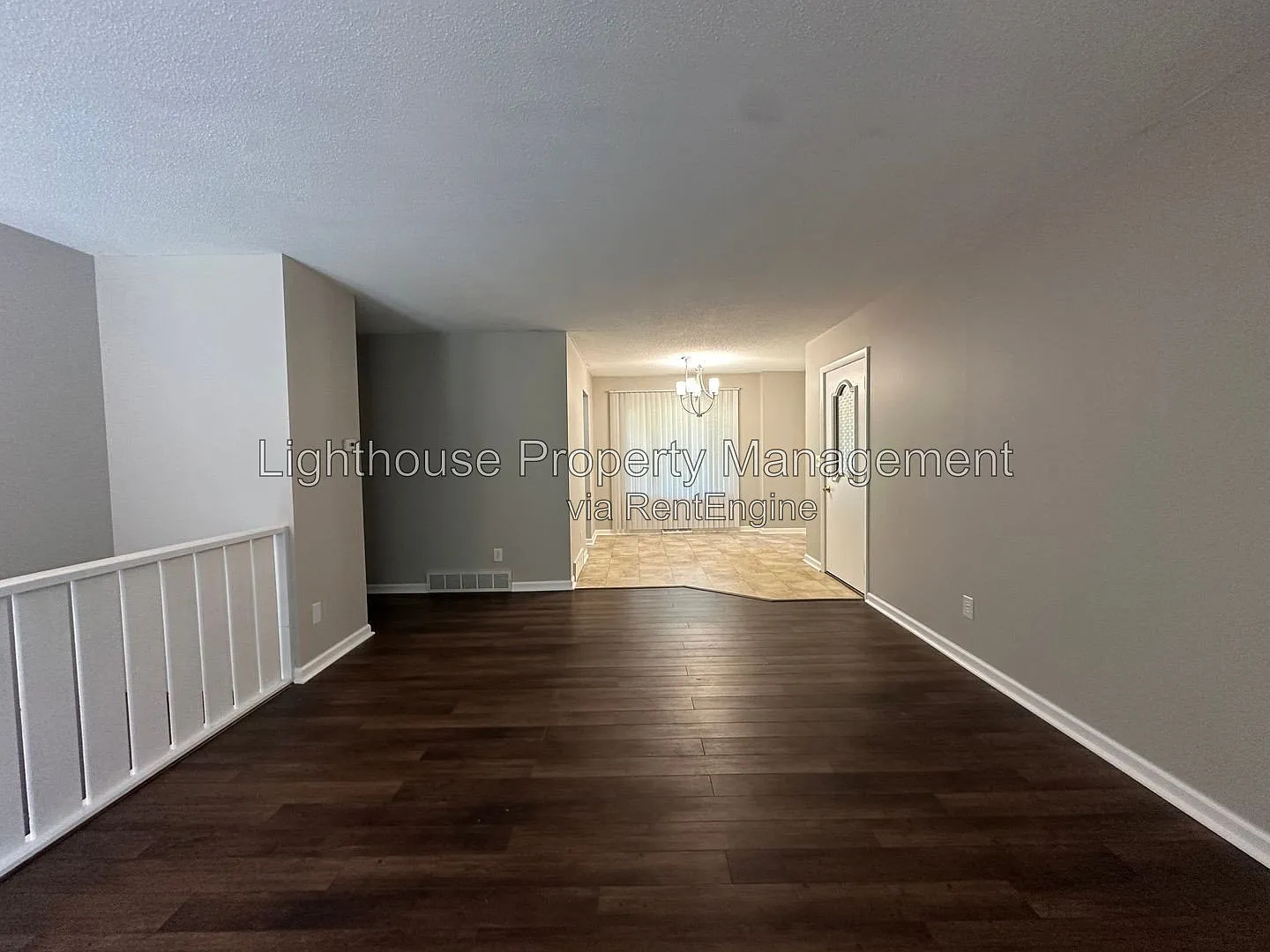 3 bed, 2.5 bath, $1,800 — Photo 4
