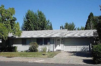 1st image of 512 Oakdale Dr