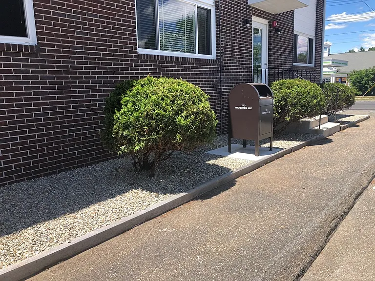 Fairfield Apartments — Photo 45