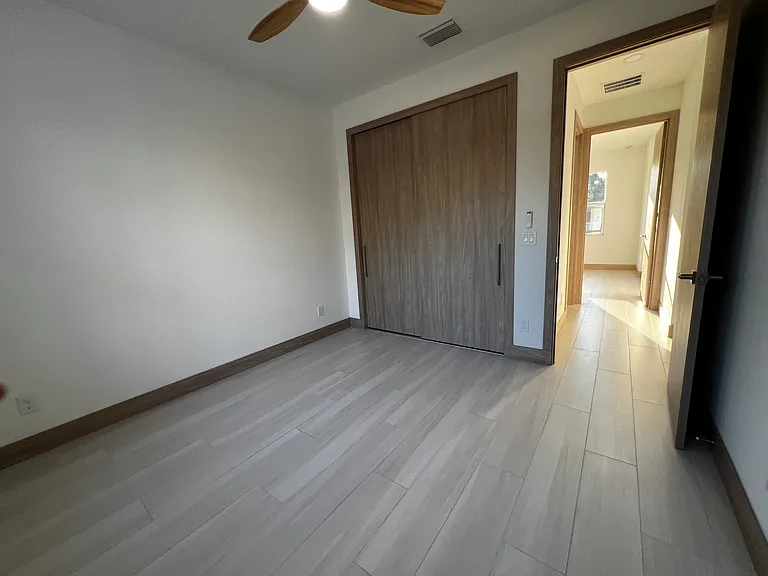 1829 Russellville St — Photo 17
